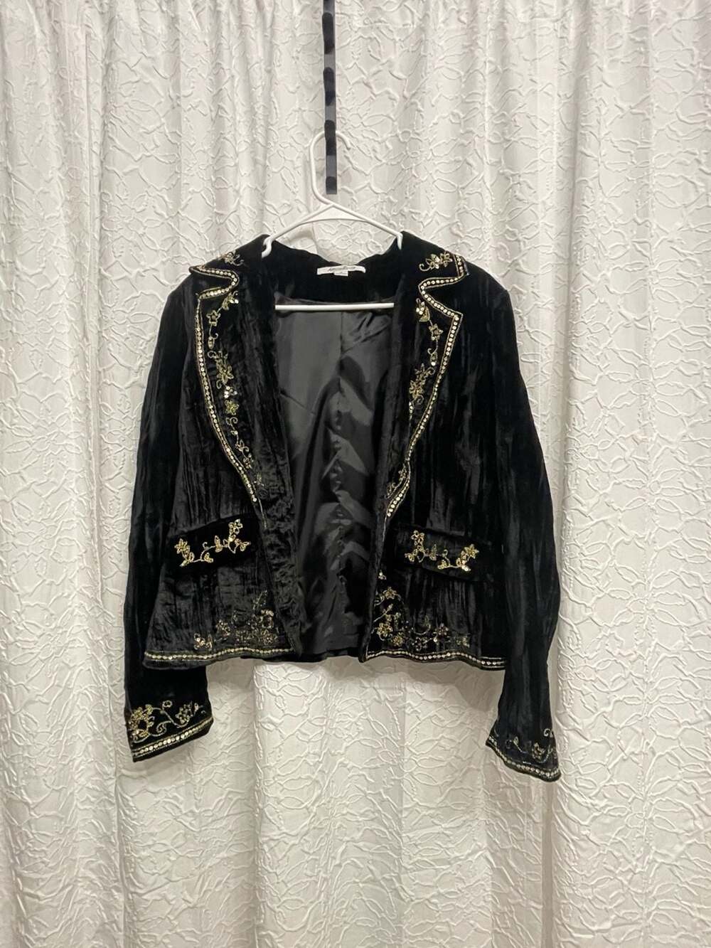 Katherine Barclay Black Velvet Gold Embellished Cropped Jacket Size 14